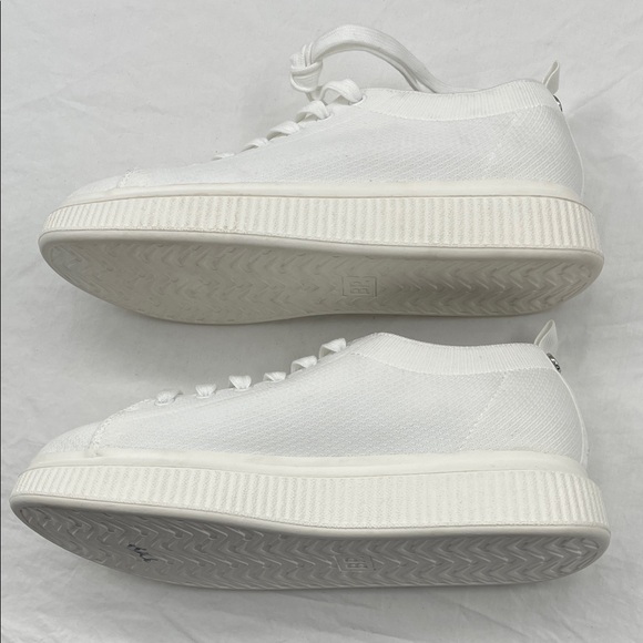 Allbirds BP. Sonny Platform Sneakers in White Fabric. 9.5M. - Picture 10 of 13